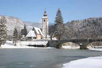 Exterior 4 Hotel Jezero