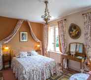 Bedroom 5 Château de la Rue