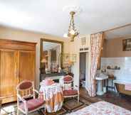 Bedroom 6 Château de la Rue