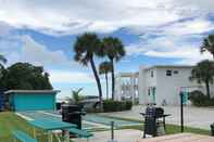 Common Space Carousel Inn on the Beach