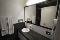 Toilet Kamar Hotel Orchidee