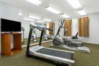Fitness Center Super 8 by Wyndham Cloverdale
