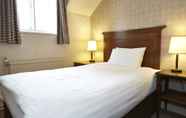 Kamar Tidur 2 The Bell Hotel Thetford by Greene King Inns