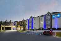 Exterior Microtel Inn & Suites by Wyndham Walterboro