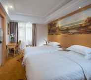 Bedroom 7 GreenTree Inn Guangdong Shenzhen Dongmen Business Hotel