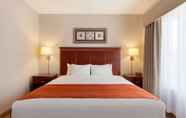 Phòng ngủ 3 Country Inn & Suites by Radisson, Harrisonburg, VA