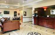 Lobby 3 Econo Lodge Inn & Suites Beaumont