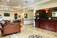 Lobby Econo Lodge Inn & Suites Beaumont