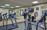 Fitness Center 2 Comfort Inn & Suites Hampton near Coliseum