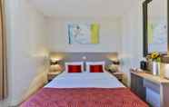 Kamar Tidur 7 Hotel Bordeaux Clemenceau by HappyCulture