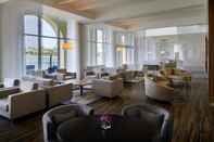 Bar, Kafe dan Lounge Copthorne Lakeview Hotel, Green Community