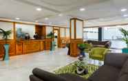 Lobi 7 Savoy Park Hotel Apartments