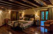 Kamar Tidur 5 Hotel Villa Retiro