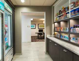 Lobi 2 Homewood Suites by Hilton Princeton