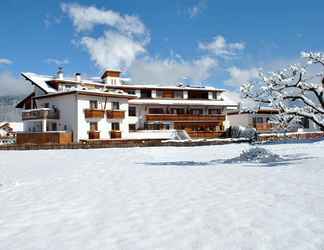 Exterior 2 Hotel Alp Cron Moarhof