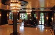 Lobby 6 Fredrick's Hotel Restaurant & Spa
