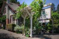 Exterior Calistoga Wine Way Inn