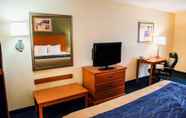 Kamar Tidur 6 Comfort Inn & Suites Chipley