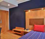 Kamar Tidur 2 America Diamonds Hotel & Sushi Bar