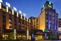 ภายนอกอาคาร Holiday Inn Express Shanghai Putuo, an IHG Hotel