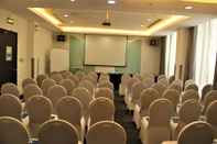 ห้องประชุม Holiday Inn Express Shanghai Putuo, an IHG Hotel