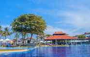 Swimming Pool 5 Club Hotel Dolphin