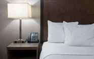 Bedroom 6 La Quinta Inn & Suites by Wyndham Fairbanks Airport