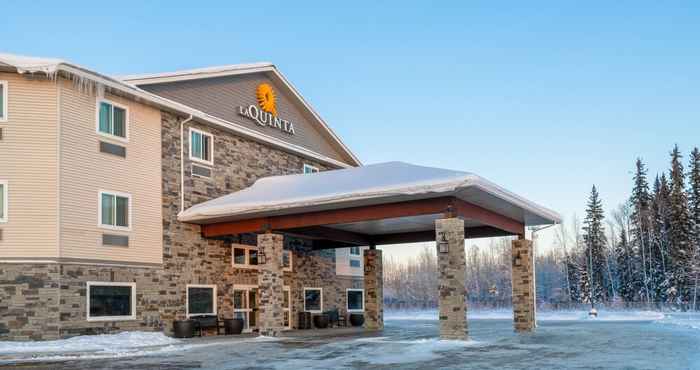 ภายนอกอาคาร La Quinta Inn & Suites by Wyndham Fairbanks Airport