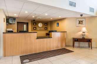 Lobi 4 Comfort Inn & Suites