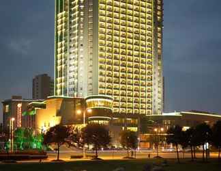 Exterior 2 Songjiang New Century Grand Hotel Shanghai