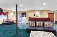 Lobby Microtel Inn & Suites by Wyndham Wellton