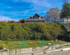 Exterior 4 Camano Island Inn