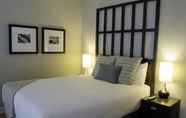 Kamar Tidur 4 The Oswego Hotel