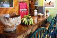 Bar, Cafe and Lounge Creekside Inn Islamorada