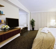 Bedroom 7 Eureka Casino Resort