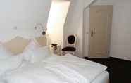 Bedroom 3 Hotel Einhorn