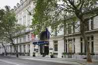 Exterior Club Quarters Hotel, Trafalgar Square