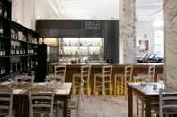 Bar, Cafe and Lounge The Grand at Trafalgar Square