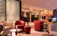 Quầy bar, cafe và phòng lounge 3 Hôtel Résidence & Spa Vacances Bleues Villa du Lac