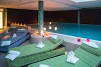 Kolam Renang Das Ahlbeck Hotel & Spa