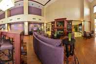 Lobby Hampton Inn & Suites Richmond, IN