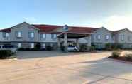 Bangunan 2 Best Western Limestone Inn & Suites