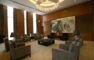 Lobby 5 Howard Johnson Plaza Lingang Shanghai