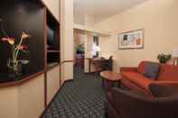 Ruang Umum Fairfield Inn & Suites by Marriott El Centro