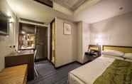 Kamar Tidur 6 Evergreen Hotel