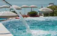 Swimming Pool 6 Hotel Continental Wellness & Spa