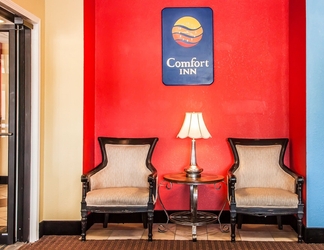 Lobby 2 Comfort Inn & Suites