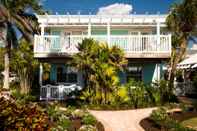 Exterior Tropic Isle at Anna Maria Island Inn