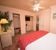 Bedroom 2 Tropic Isle at Anna Maria Island Inn