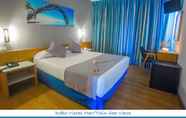Phòng ngủ 4 Hotel Neptuno